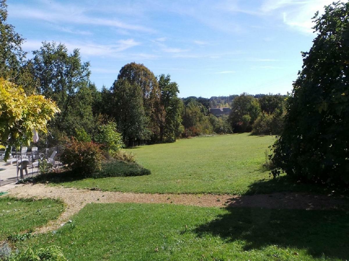 Les Coustilles Saint-Alvère Kültér fotó